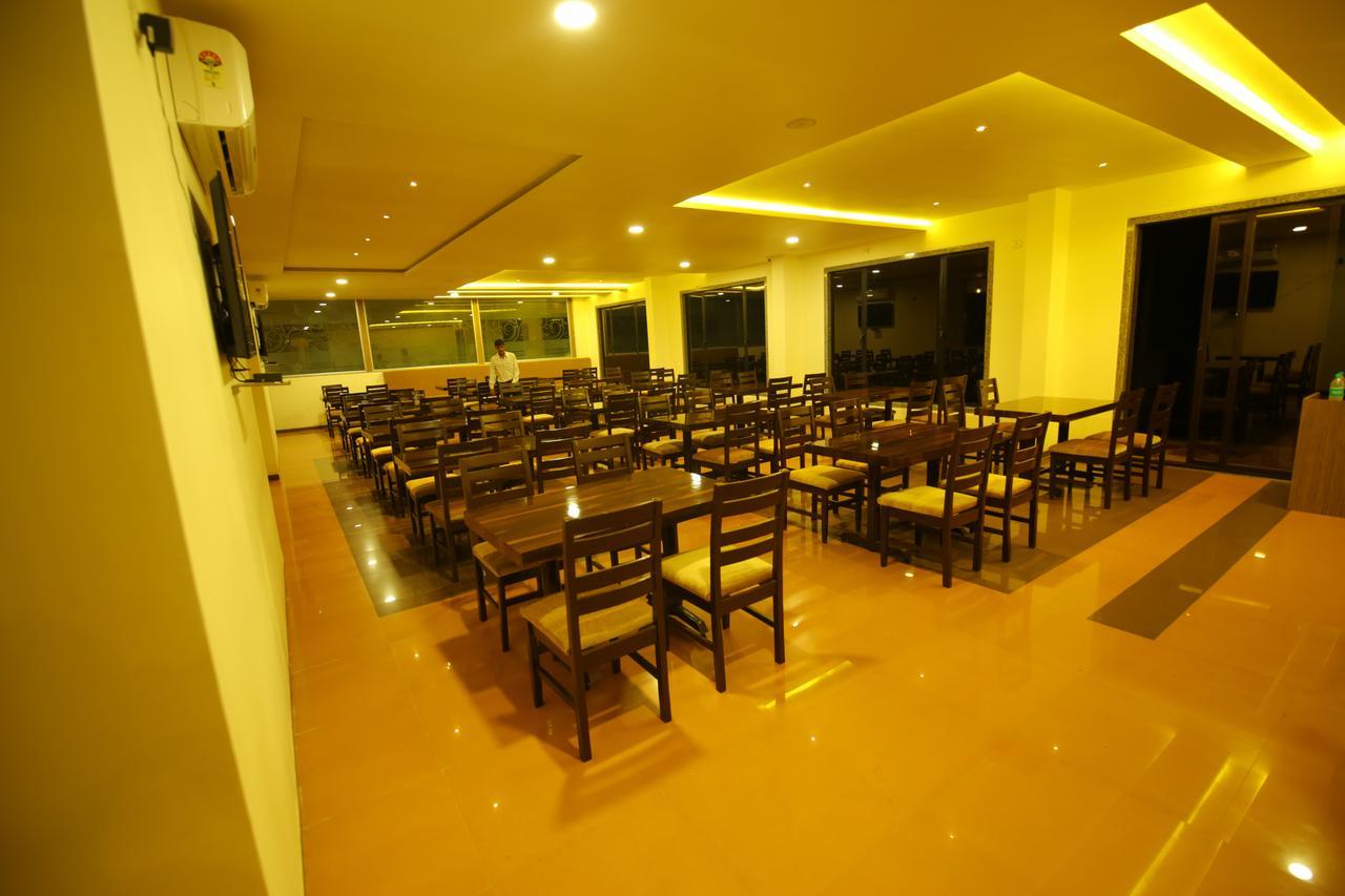 Saubhagya Inn International Lucknow Exterior photo